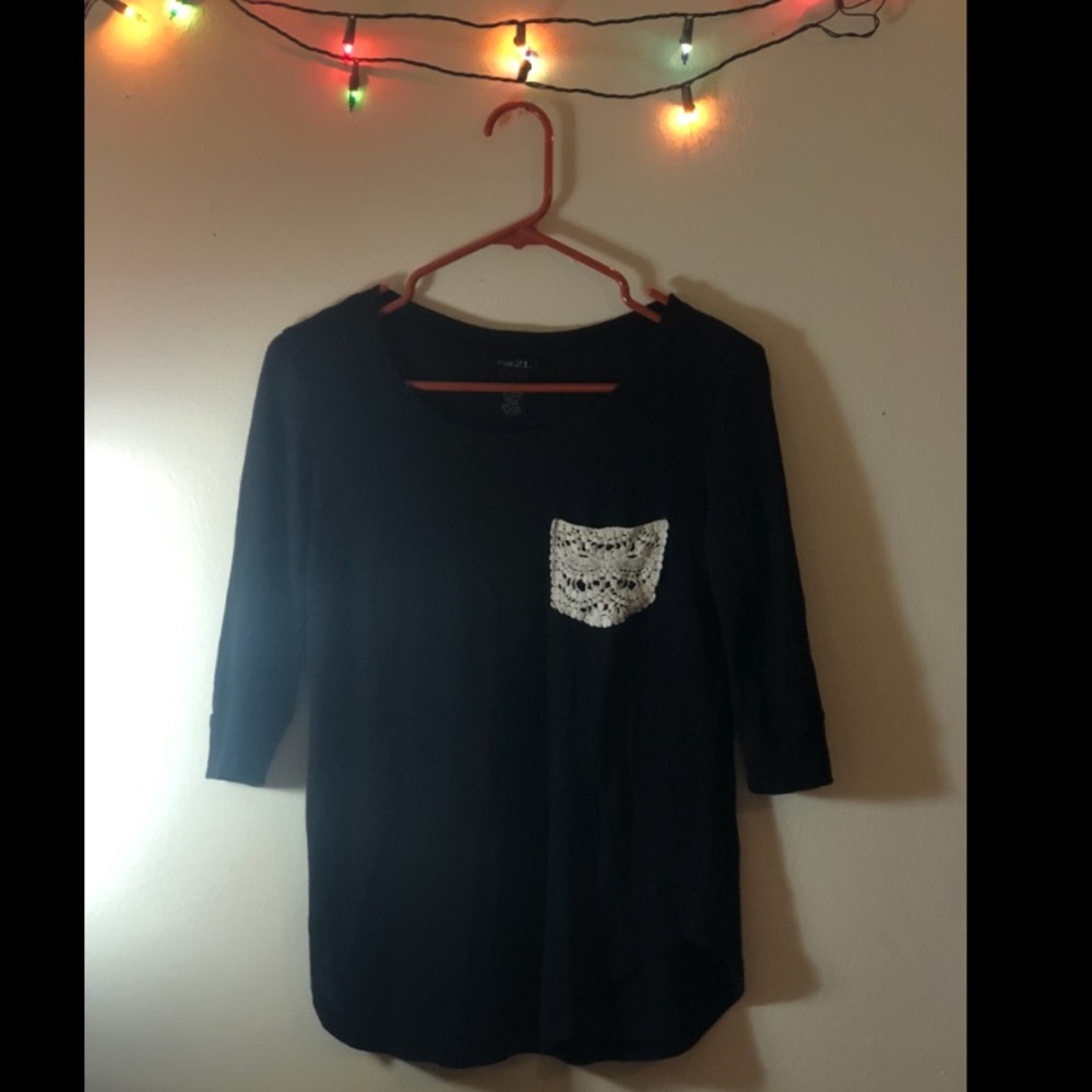 Black rue 21 quarter sleeve shirt